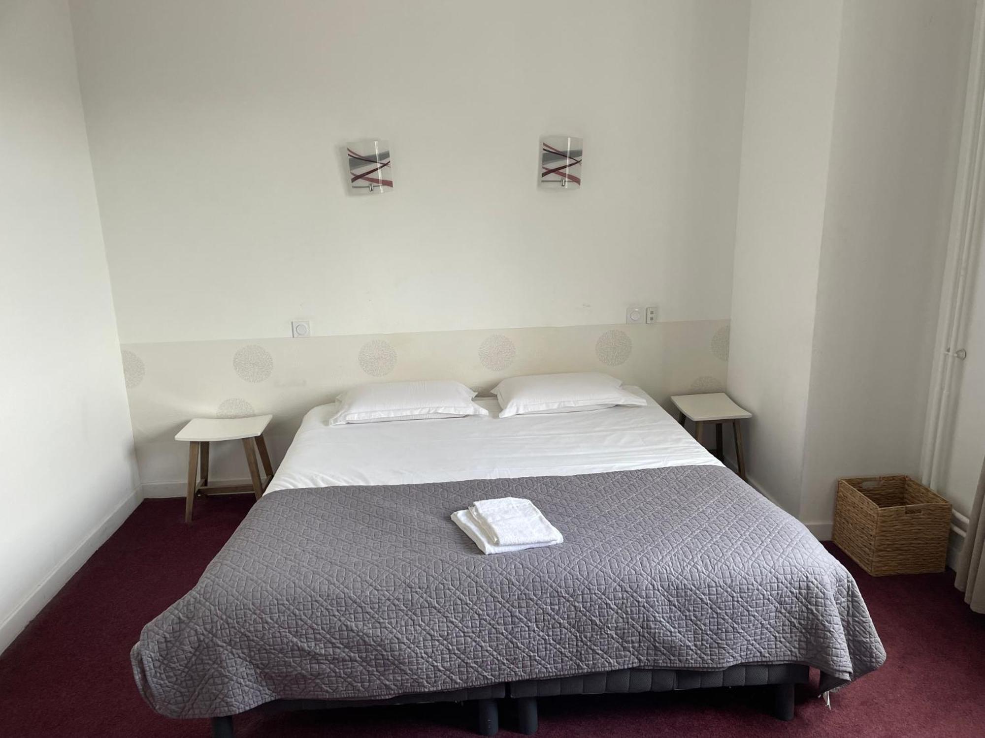 Le Relax Hotel Aurillac Buitenkant foto