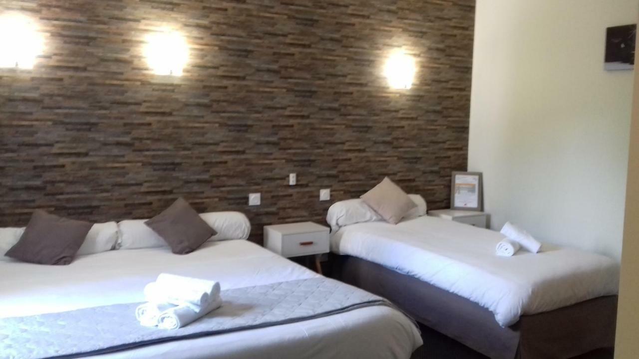 Le Relax Hotel Aurillac Buitenkant foto