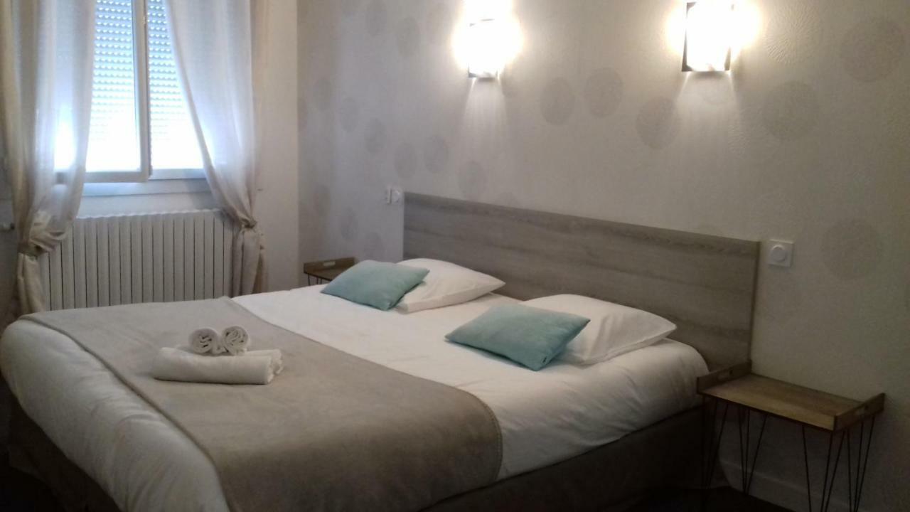 Le Relax Hotel Aurillac Buitenkant foto