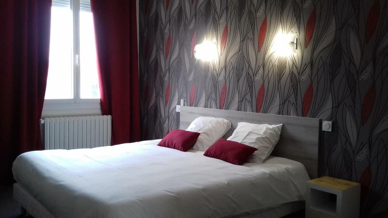 Le Relax Hotel Aurillac Buitenkant foto